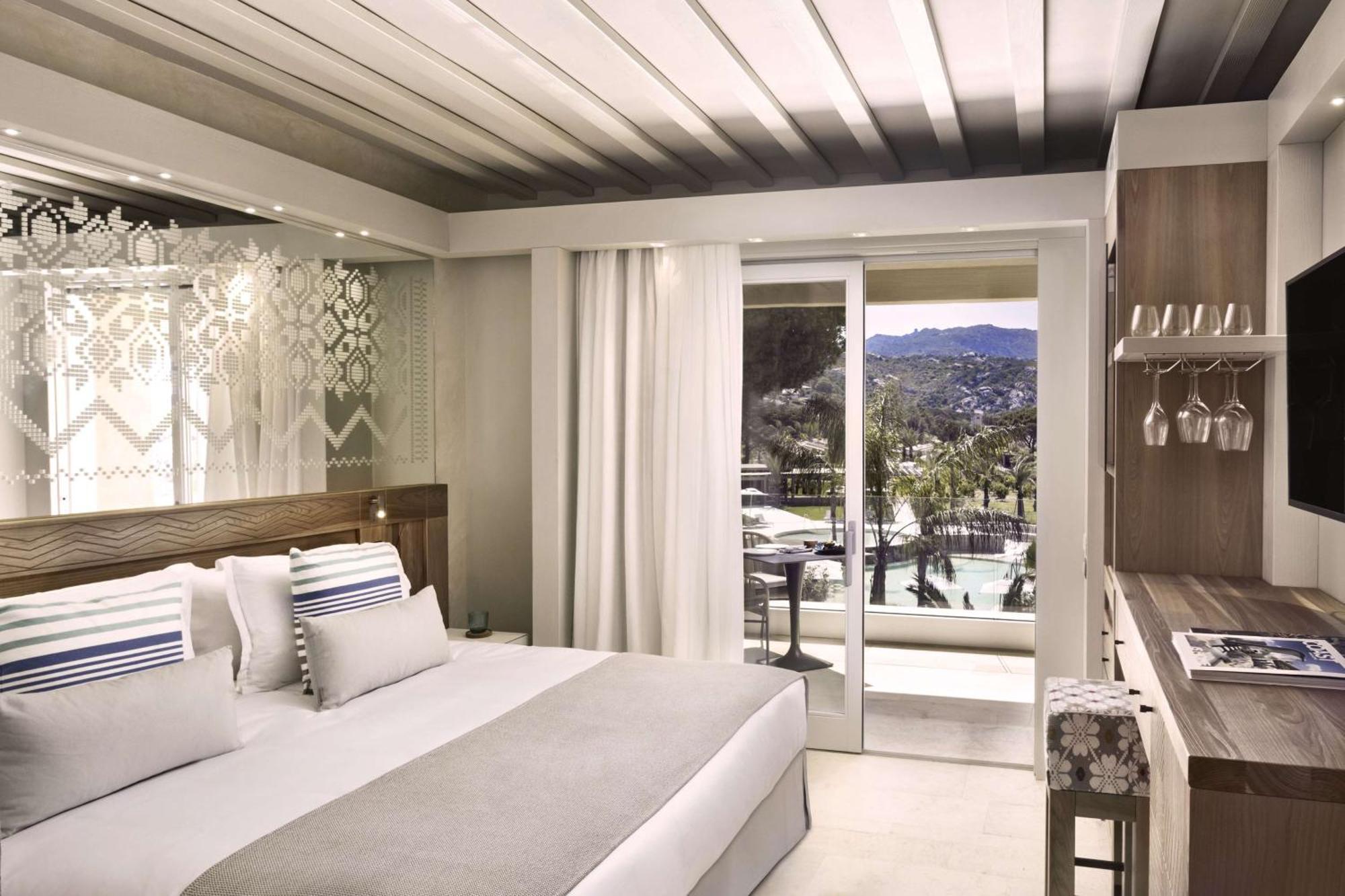 7Pines Resort Sardinia - A Destination By Hyatt Baja Sardinia Esterno foto