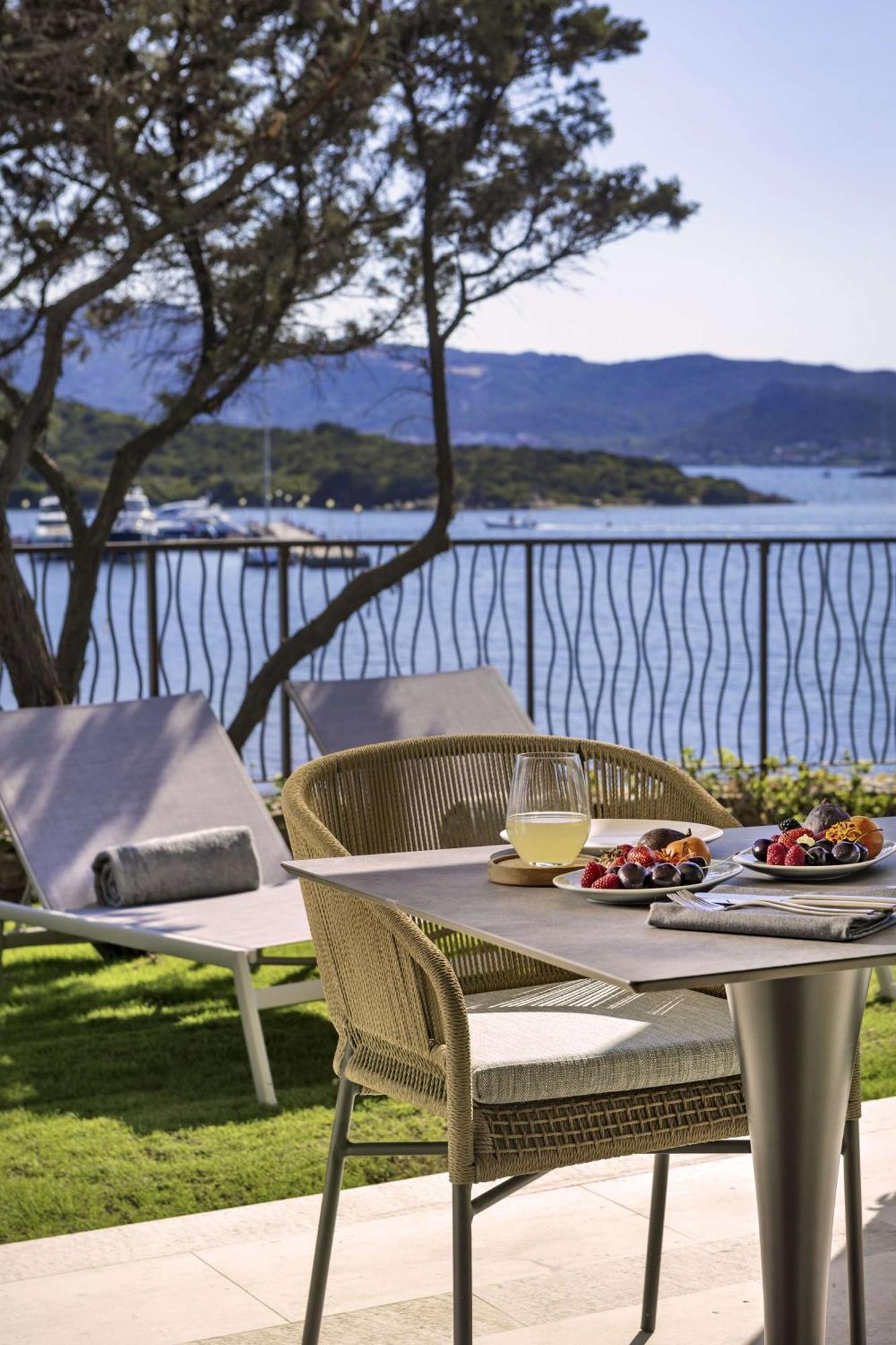 7Pines Resort Sardinia - A Destination By Hyatt Baja Sardinia Esterno foto