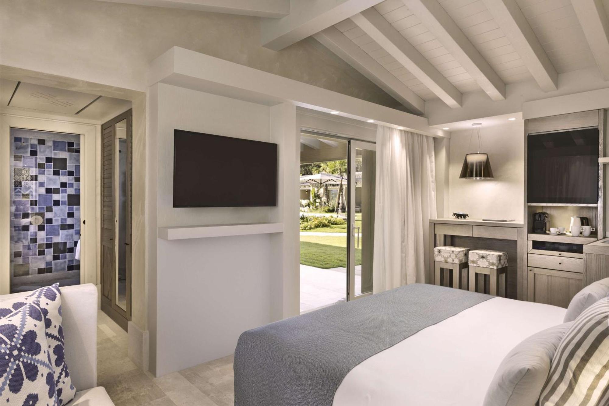 7Pines Resort Sardinia - A Destination By Hyatt Baja Sardinia Esterno foto